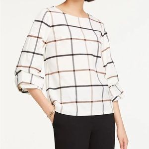 ANN TAYLOR FACTORY PLAID DRAPED SLEEVE TOP - SMALL